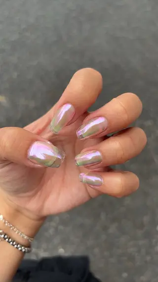 ミディアム ulu  nail. haruのネイルデザイン