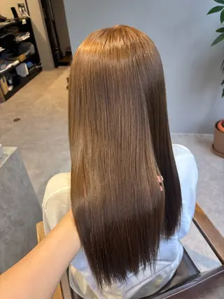 セミロング Yuuka /寒色カラーのヘアスタイル