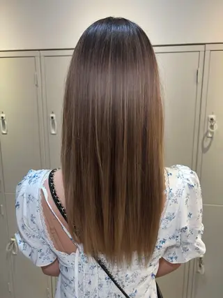 セミロング 🍀祥吾🍀レイヤー 艶髪❣️髪質改善❤️のヘアスタイル