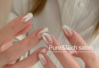ネイル Pure&Rich Nailのネイルデザイン