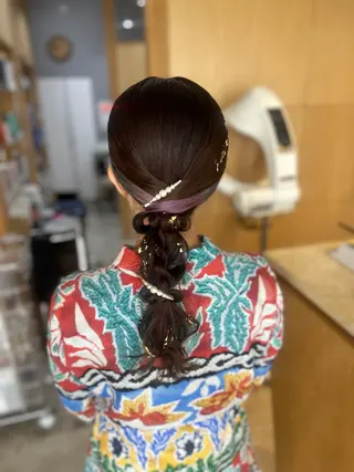 ミディアム miloc MOMOKAのヘアスタイル