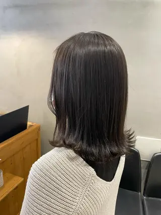 ミディアム カラー 外山 実咲のヘアスタイル