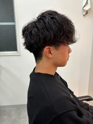 パーマ メンズ フェザーパーマ/韓国 /メンズカット保立のヘアスタイル