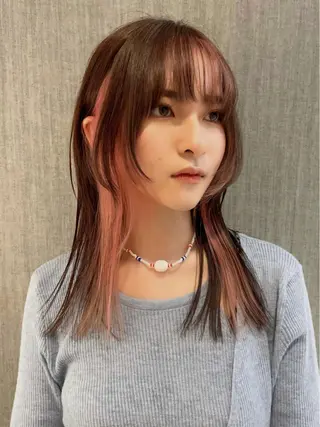 ミディアム カラー SALOWIN所属・ブリーチ✨ ボブ✨レイヤーのヘアスタイル