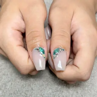 ネイル nailroom DIASOMNIAのネイルデザイン