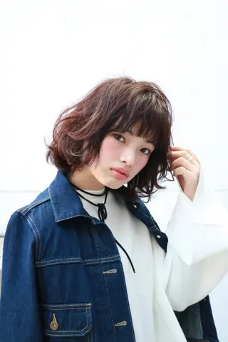 ミディアム 小林 永佳のヘアスタイル