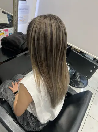 セミロング カラー YUDU🍊 germe/ジェルムのヘアスタイル