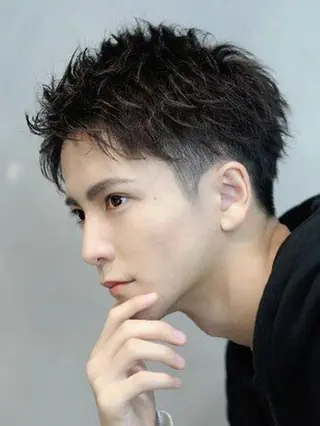 メンズ 石田 桃花のヘアスタイル