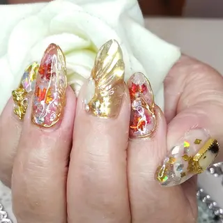 ネイル エステとネイル ローズコンフォートのネイルデザイン