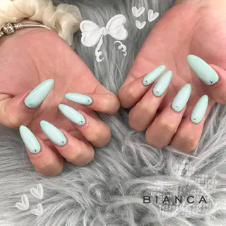 ネイル Bianca 立川 横関‪·͜· ❤︎‬のネイルデザイン