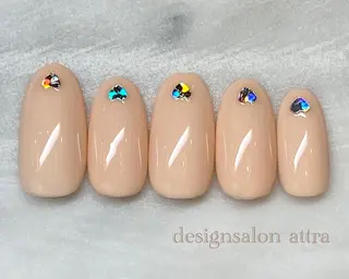 ネイル デザインサロン attra 本八幡店のネイルデザイン