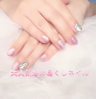 ネイル pink ladyサロン所属・べ にのネイルデザイン