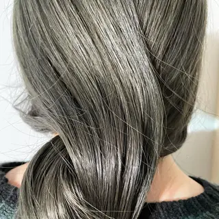 ロング カラー ヘアアレンジ キッズ マツエク・マツパ アイブロウ 透明感カラー/推しカ ラー☁️JURAのヘアスタイル