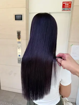 ロング カラー ハイトーン/ 縮毛矯正のヘアスタイル