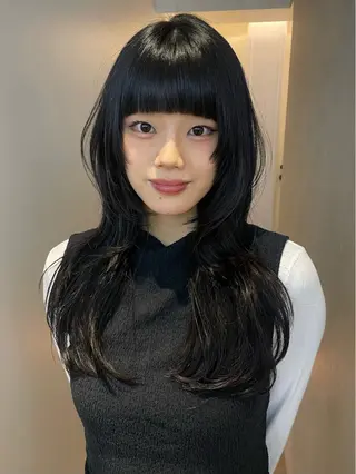 ロング ブリーチカラー ／ レイヤー🐩SENAのヘアスタイル