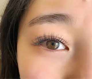 マツエク・マツパ アイラッシュサロンharuka所属・心斎橋駅徒歩１分 完全個室まつ毛専門店のマツエク・マツパデザイン