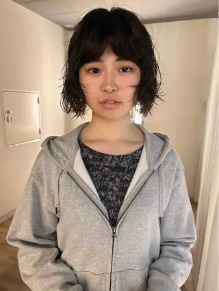 ショート tricca  ginza所属・ボブ，レイヤーカット ・パーマ【iri】のヘアスタイル