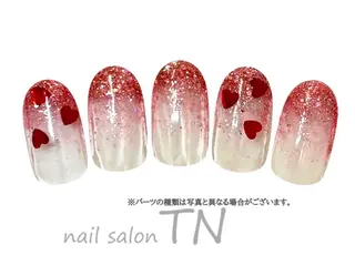 ネイル 中島 実穂のネイルデザイン