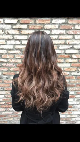 ヘアアレンジ 韓国カラーエクステ 👑代表渡部雅己👑のヘアスタイル