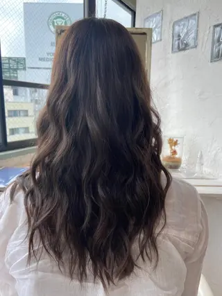 ロング カラー 宮本 玲那のヘアスタイル
