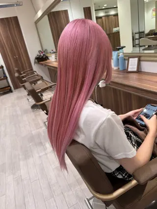 ロング カラー Re:st所属・Miyavi/カラー ショートボブのヘアスタイル