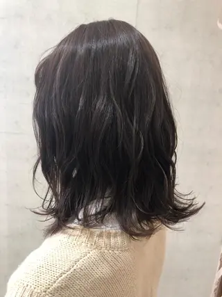 ミディアム カラー 樋渡 侑希のヘアスタイル
