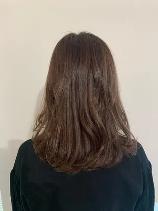 ミディアム カラー パーマ ヘアアレンジ 加藤 綾華のヘアスタイル