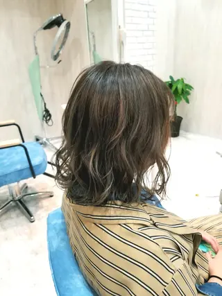 ミディアム 顔周りレイヤーカット 髪質改善代表西村功平のヘアスタイル