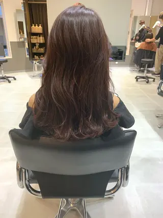 セミロング IT by ALBUM八王子店のヘアスタイル