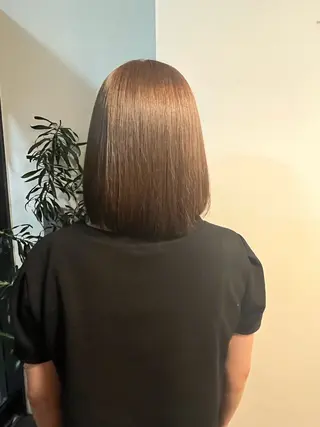 ミディアム 愛瑠奈 erunaのヘアスタイル