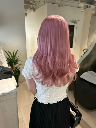 ロング ior北千住【イオール】所属・YU(ハイトーン/ ブリーチカラー)のヘアスタイル