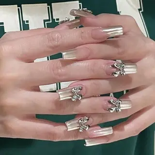 ネイル lucky シュウのネイルデザイン