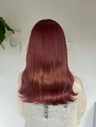 セミロング yuzua/ベージュ /透明感カラーのヘアスタイル