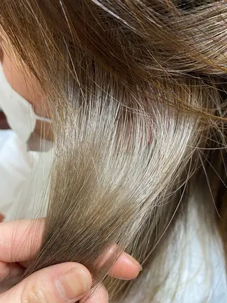 ロング カラー 阿津坂 美空のヘアスタイル