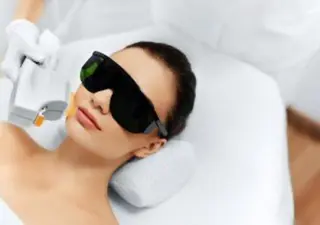 GLANDOLL YURIのネイルデザイン