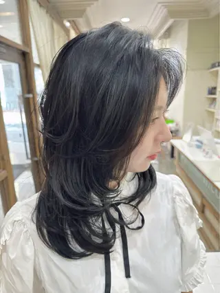 ミディアム nico. Julieのヘアスタイル
