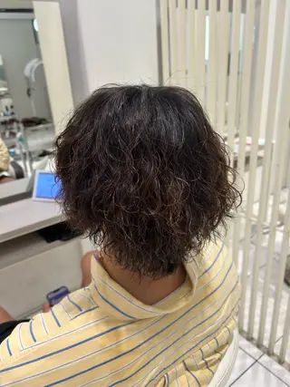 メンズ Earth市ヶ谷店所属・艶カラー特化美容師 ✂️✨️REIA✨️のヘアスタイル