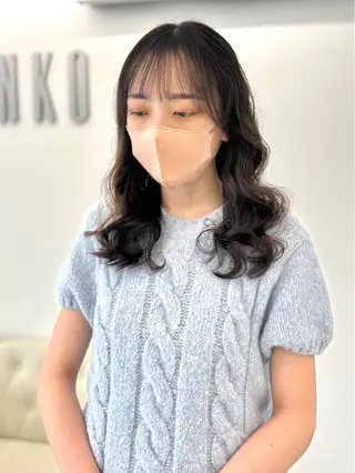 パーマ コテ巻き風パーマ/ キミシマカイトのヘアスタイル