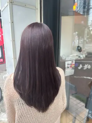セミロング よしだ しおりのヘアスタイル