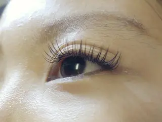 マツエク・マツパ Mine_lash  & 　Moi ange NAIL所属・川野邊 三恵のマツエク・マツパデザイン