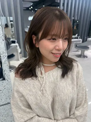 セミロング カラー 阿部 優美子のヘアスタイル