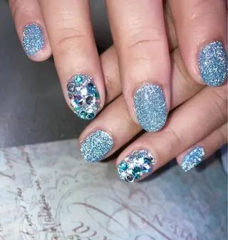 ネイル NOIROUGE所属・NOI ROUGEのネイルデザイン