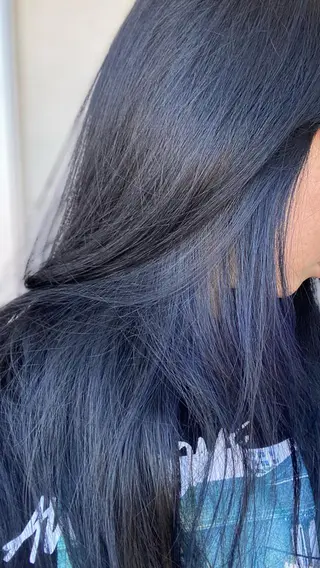 ロング 岩井 駿のヘアスタイル