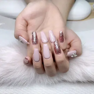 ネイル 🤩 Yuliaユリアのネイルデザイン