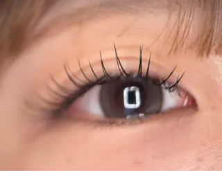 マツエク・マツパ アイサロン プチラッシュ所属・笹岡 梨里のマツエク・マツパデザイン