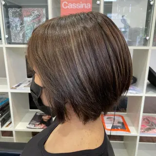 ショート カラー SHINYA シンヤヘアーズのヘアスタイル