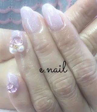 ネイル e.nail所属・和賀井 恵理のネイルデザイン