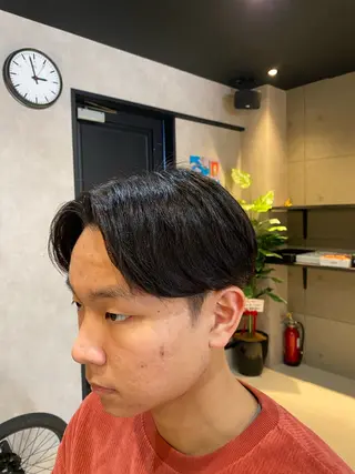 ショート メンズ 居原 凜太郎のヘアスタイル