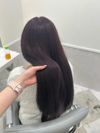 ロング 新田 妃那のヘアスタイル