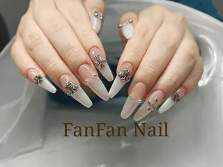 ネイル Fanfan  長さ出し専門のネイルデザイン